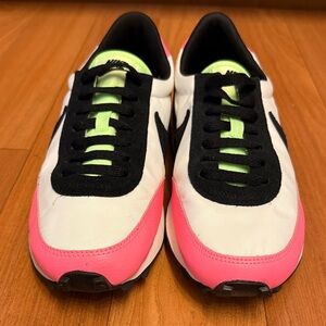 Nike Women's Sneakers in Pink, White, and Black